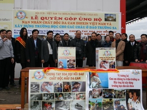 Vietnamese Veterans Association in Germany supports AO dioxin victims